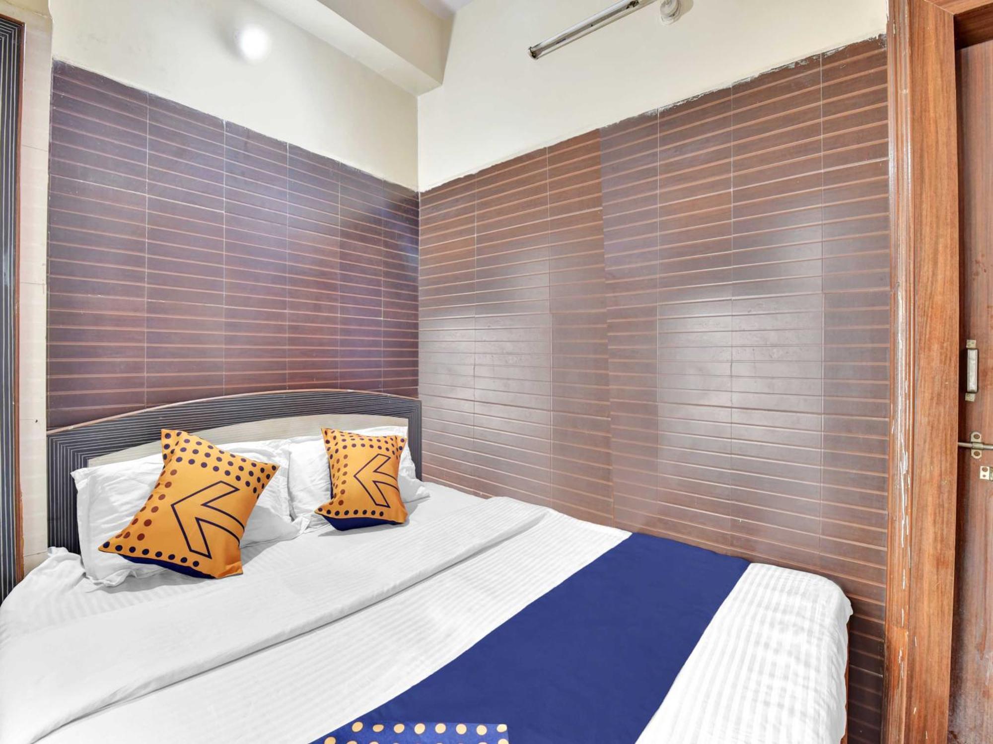 Oyo 85212 Hotel Vaibhav 阿杰梅尔 外观 照片
