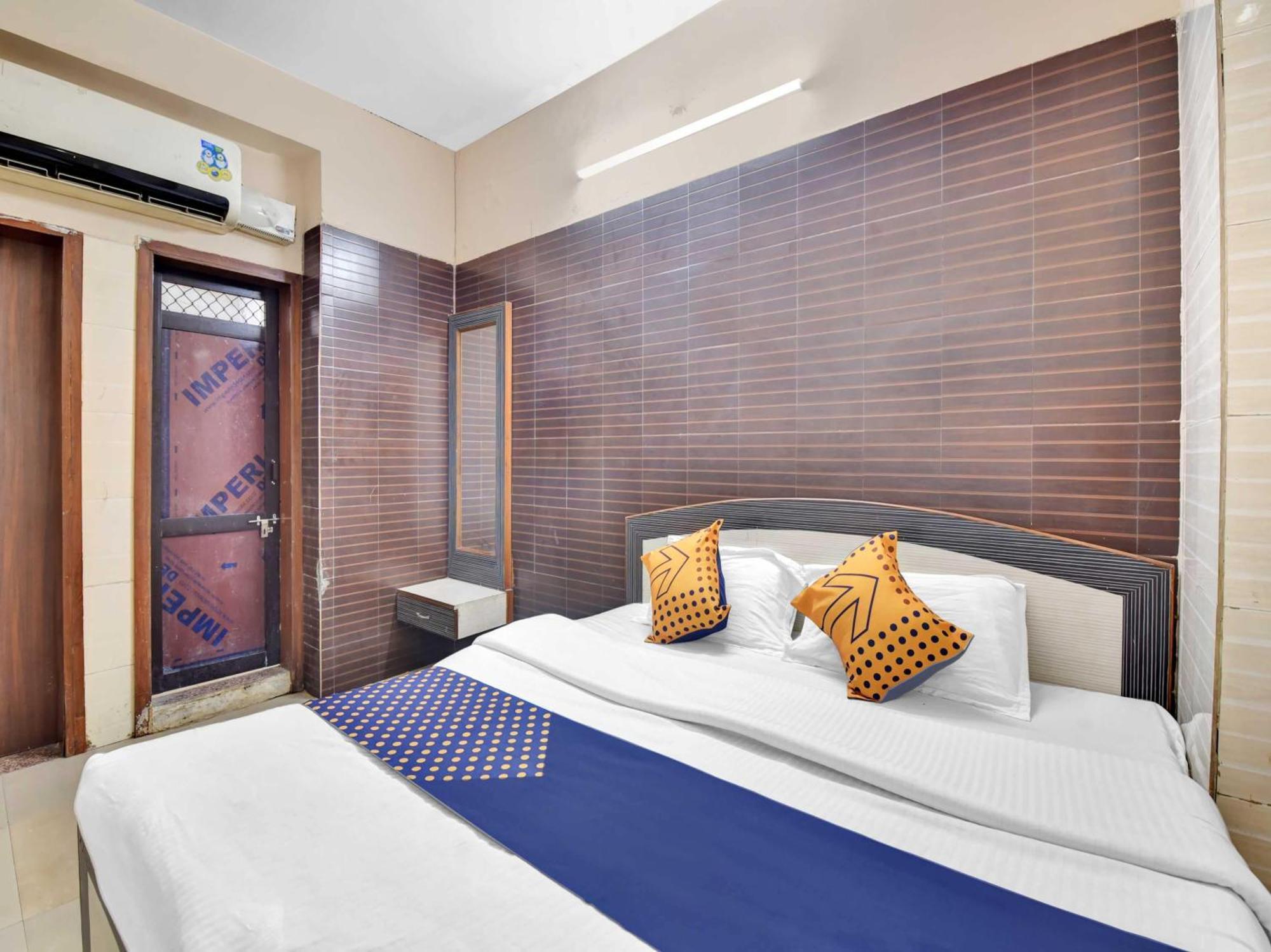Oyo 85212 Hotel Vaibhav 阿杰梅尔 外观 照片