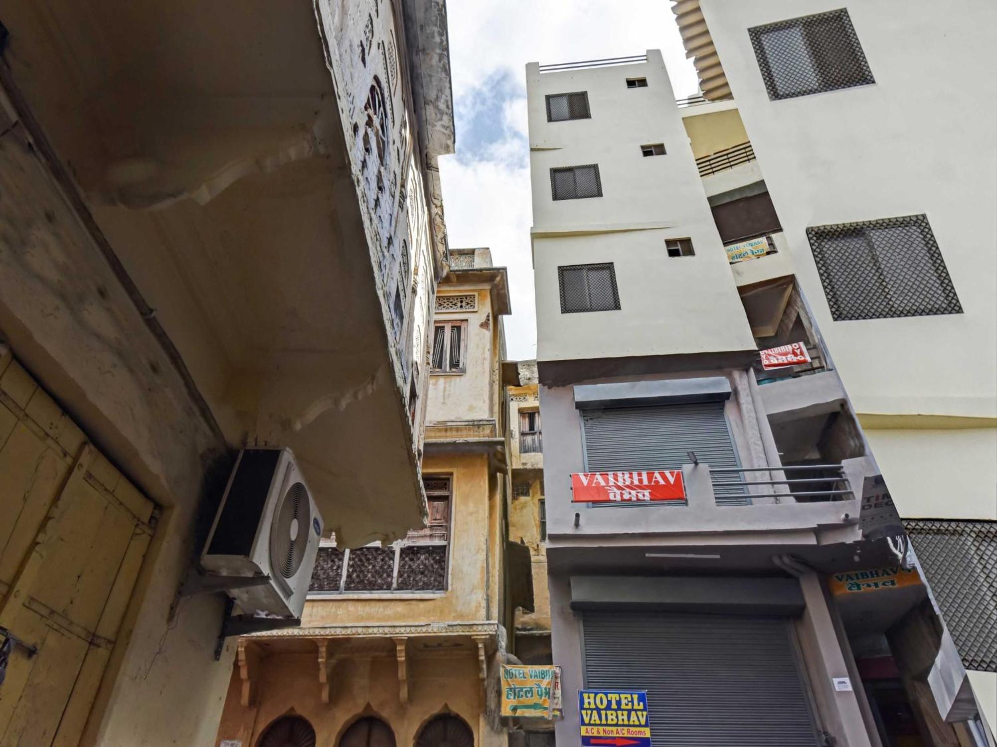 Oyo 85212 Hotel Vaibhav 阿杰梅尔 外观 照片