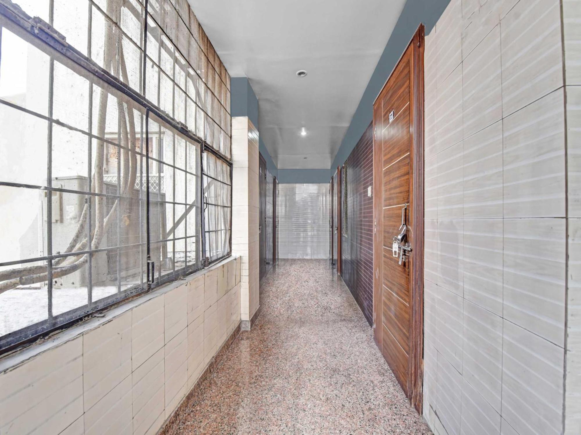 Oyo 85212 Hotel Vaibhav 阿杰梅尔 外观 照片